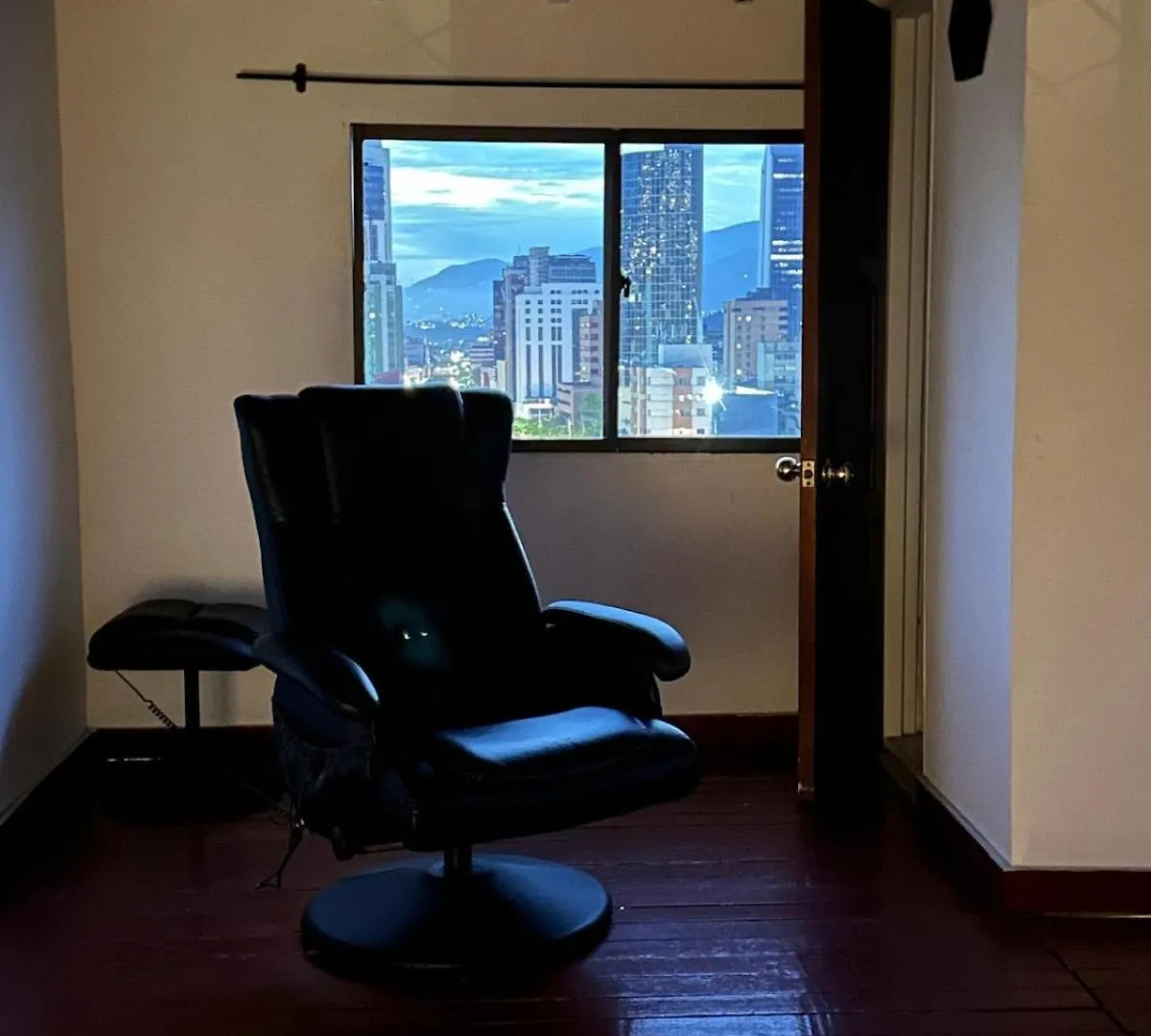 Apto Con Vista En Distrito Cultural De Medellin